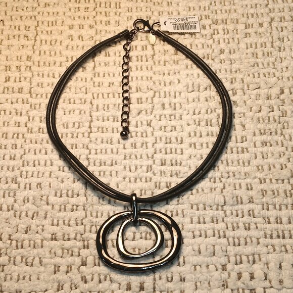 Chico's 'Eccentric' leather & gunmetal asymmetrical ring pendant necklace - NWT - Picture 2 of 12